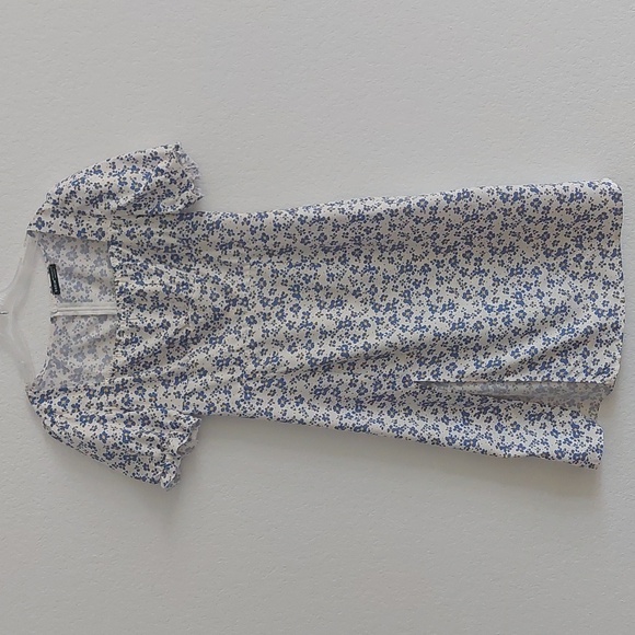 SHEIN Floral Blue and White Dress NWOT - Picture 4 of 16